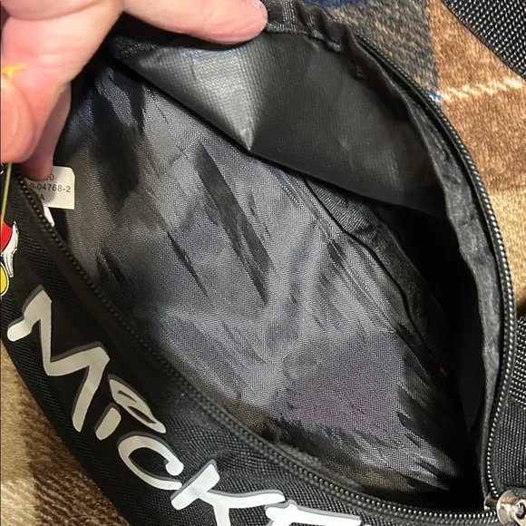 Disney Mickey Mouse Black Waist Bag givie - Picture 3 of 9